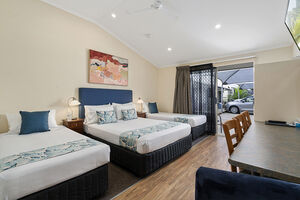 Caboolture Central Motor Inn - Family Studio 4