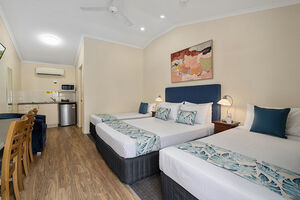 Caboolture Central Motor Inn - Family Studio 4